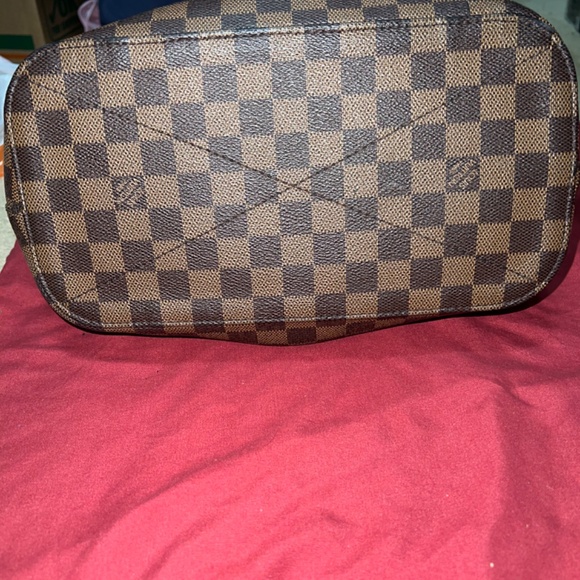 Louis Vuitton hand bag/ cross bag - Picture 4 of 10